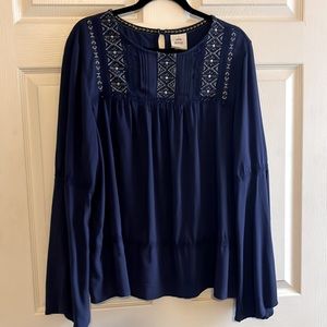 Knox Rose top size XXL